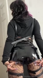 Sending this b g bj until he cums in my mouth vid out to all subs to