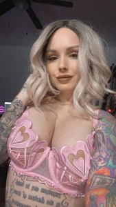 I d show you more nudes at https onlyfans com jaylynn c5 just dm me