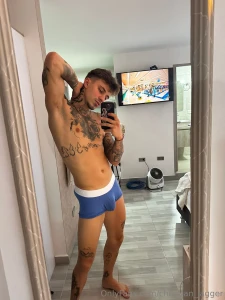 You re not going to want to look away trust me