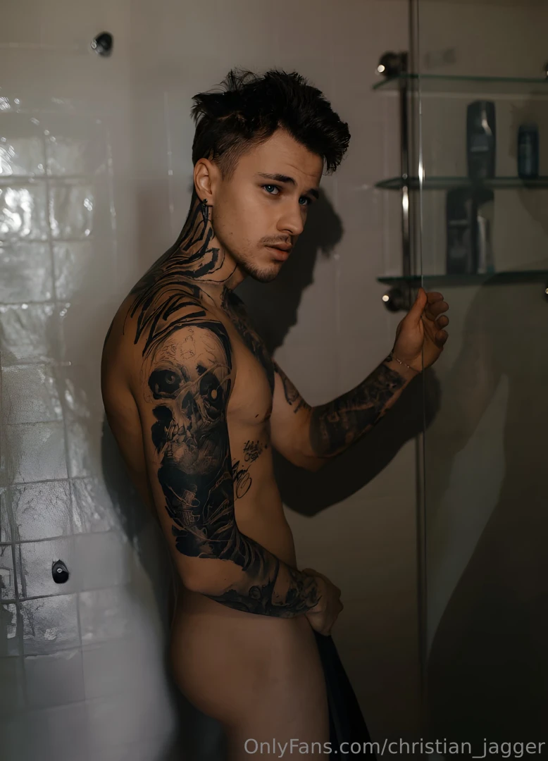 Caught in the dark are you brave enough to join me 