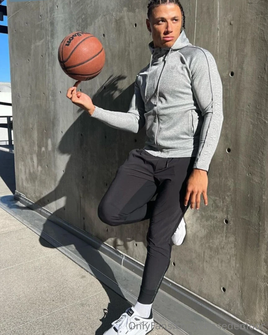 Morning kisses from espa a just playing around out here even when i m 