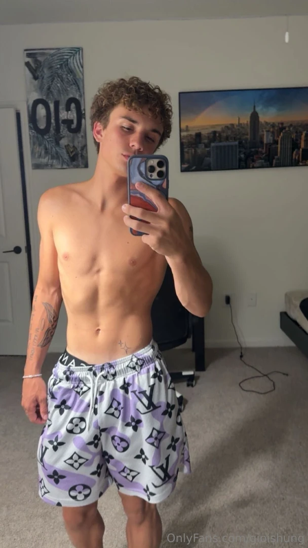 Hmu tell me how your day was 