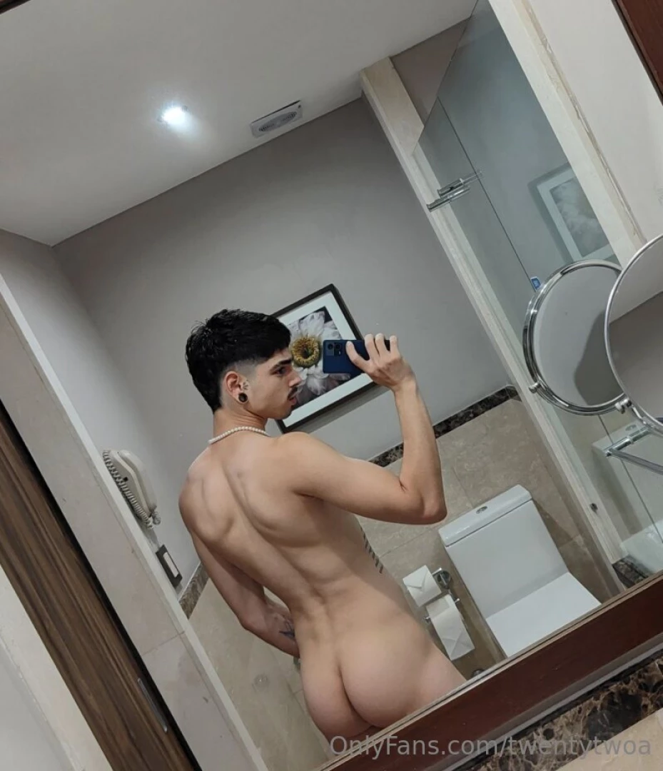 Gift to new subscribers i m charlie and you can see my content for part 4 