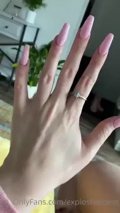 Fresh set wish my toes were this colour now but keeping the peach toes 