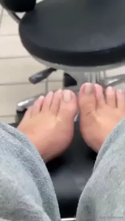 Naked nails 