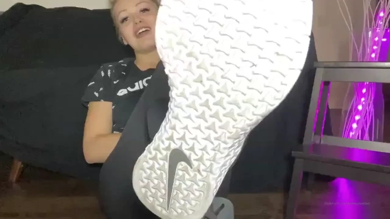 Watch sorry if u got scared too 