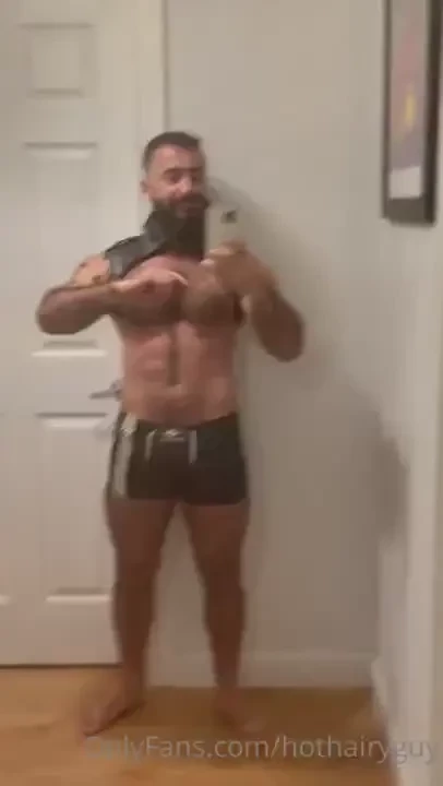 Hot hairy and manly subscribe now to his page for hot and exclusive part 1 