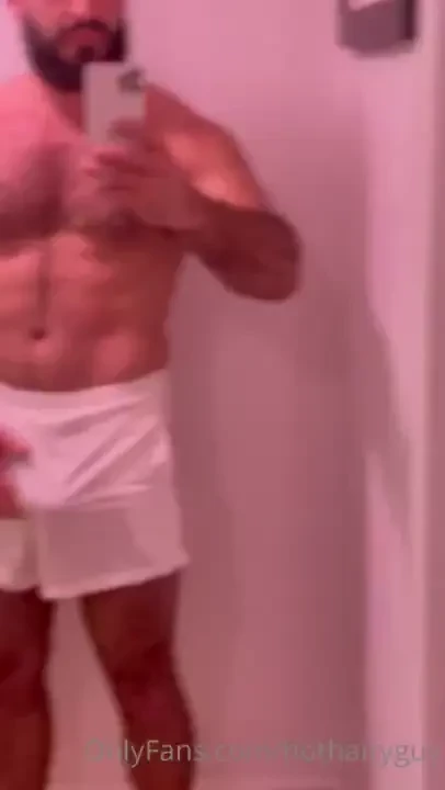 Horny send me a tip of 15 to recieve a hot video or you would like me 