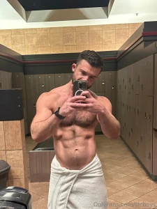 Who s coming with me into my shower