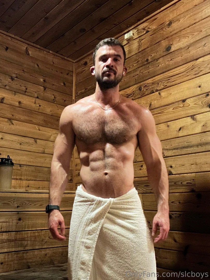 Anyone else get horny in the sauna 
