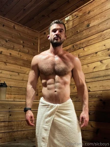 Anyone else get horny in the sauna