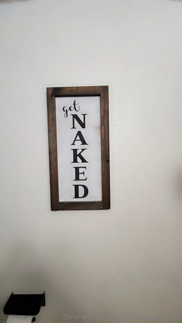 First wall decor in my bathroom https onlyfans com imeagan91 