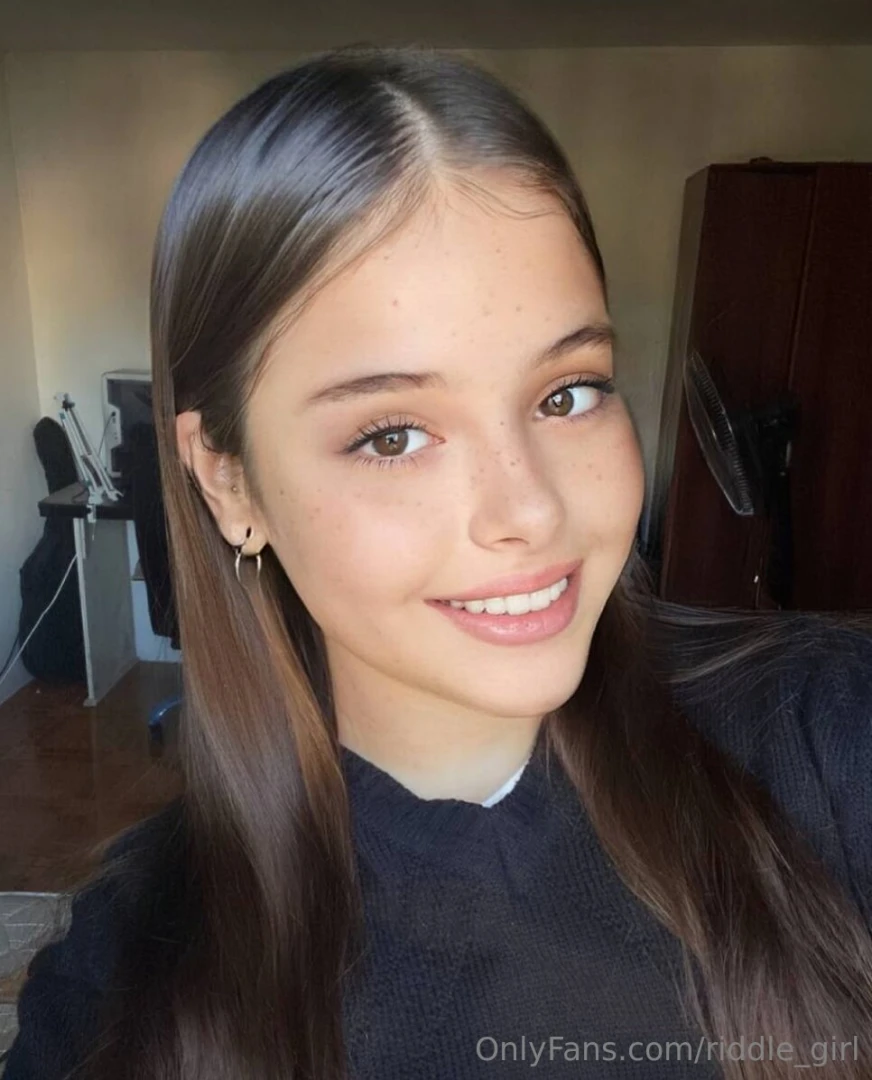 Free subscription only today sabrinamonrou she s so kinky for her age part 267 