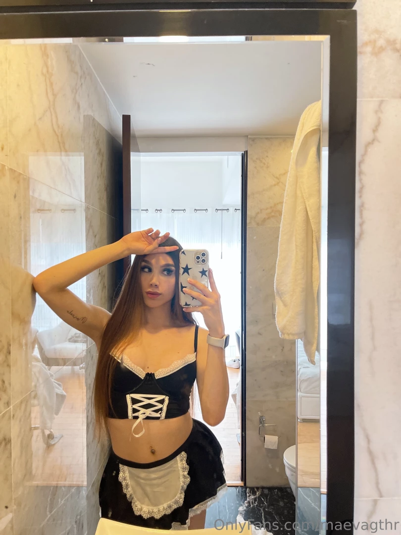 Mirror mirror on the wall who s the hottest of them all part 20 