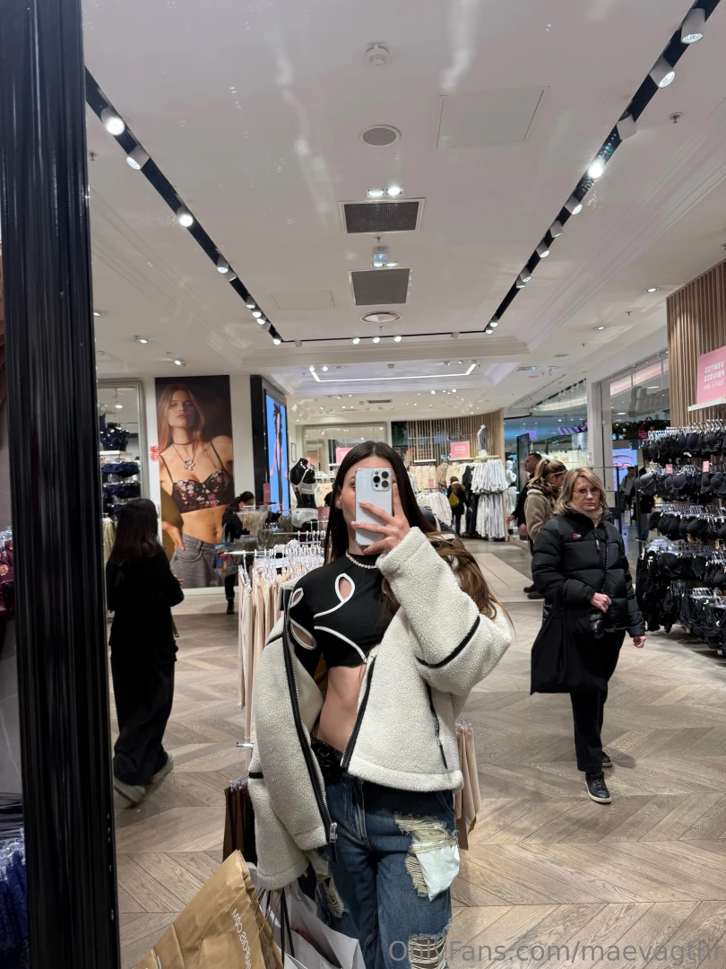 These bags are full of trouble and i m ready to show you every little 