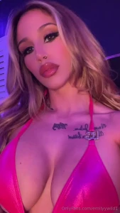 emilyywild1 - Going live tonight 10pm est 7pm pst and sucking and fucking part 3 