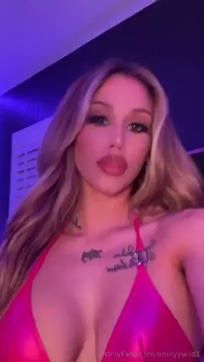 Going live tonight 10pm est 7pm pst and sucking and fucking part 4 
