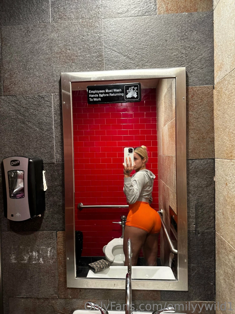 Had to do a phat ass check 