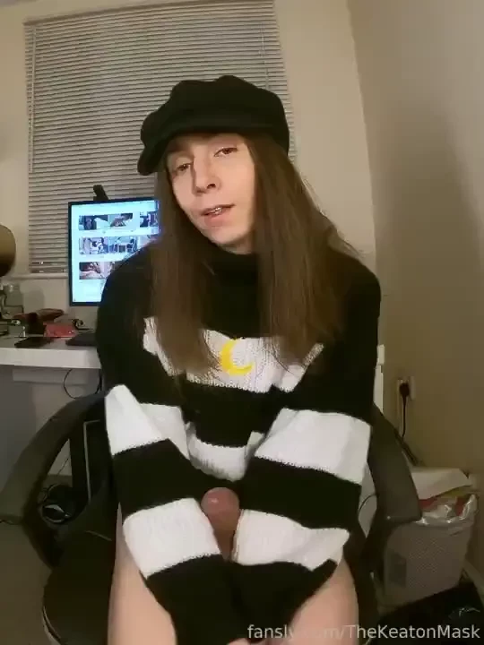 You visit your secret trans girlfriend and she s desperate for head 3 