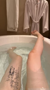 Hello guys my trip to dubai ended and now i m back home gt lt to be