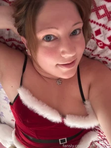 Merry christmas eve slide over for your christmas treat milf blueeyes part 3