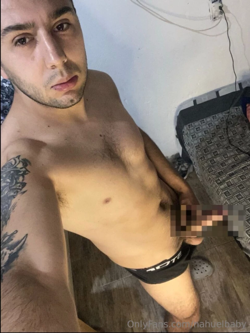 Argentinian boy with a big cock and nice ass waiting for you to play 