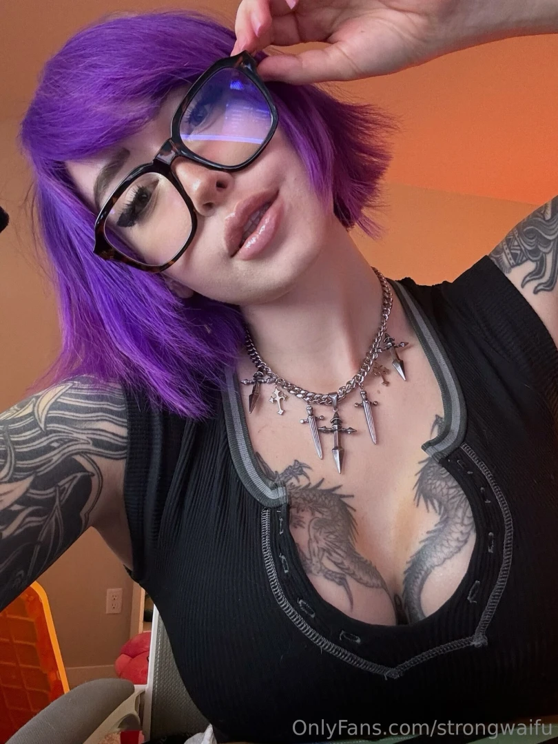 Rocking this new hairstyle do you think it suits me 