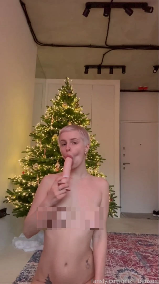I ll suck it make it really wet and then i ll fuck myself with it you 