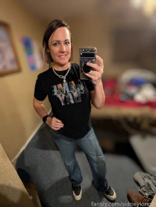 Chopped my hair off friday so what do you think part 1