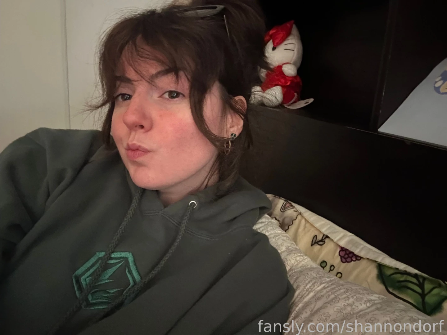 Traveling back home to the east coast todayyyy 