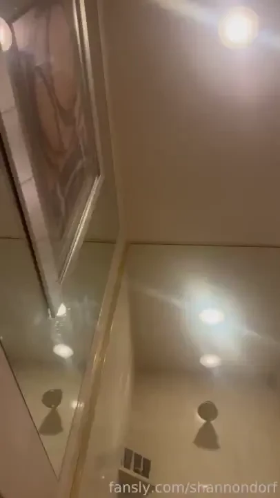 I was singing in the bathtub earlier and i just decided to record my 