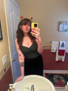 Merry christmas tysm to all of u for being here grateful for each and