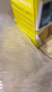 Now i can send you my photos as a keepsake with panties or toys that