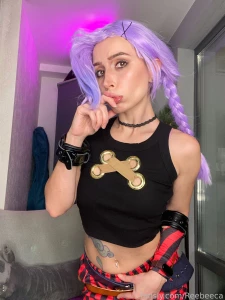 Jinx i m fooling around in my jinx costume from arcane it was my first part 22