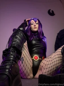 Surprise raven cosplay