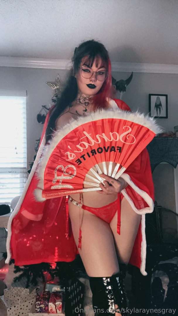 I m santa s favorite ho part 2 