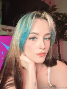 Get lost on my ocean eyes