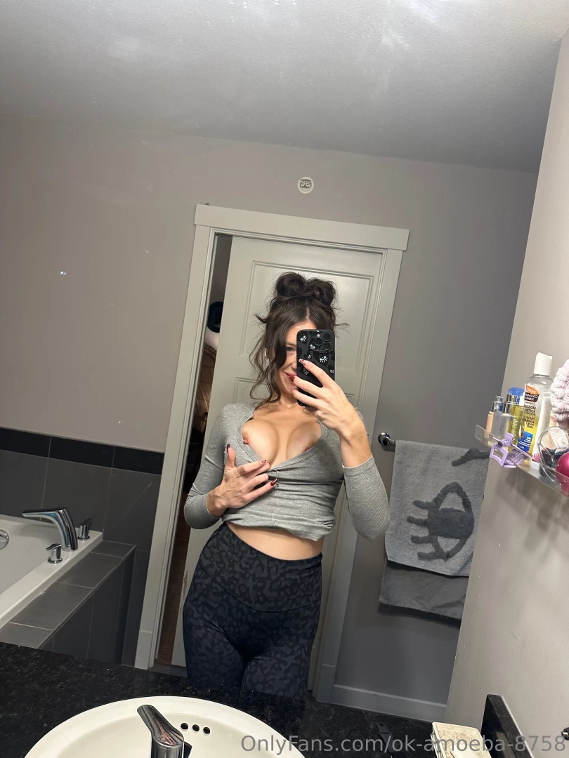 How many sleeps till christmas am i on ur list 