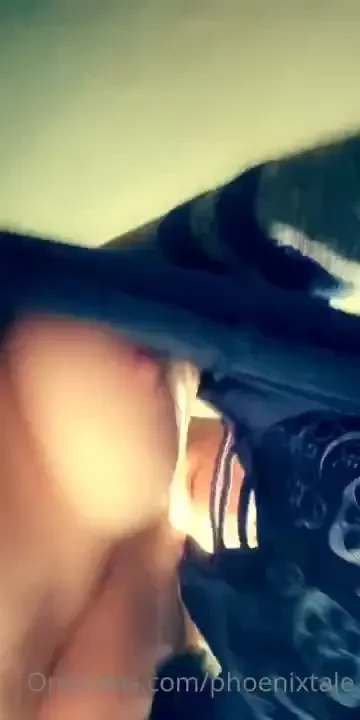 Here s a lil free morning boobies to grace you with enjoy 