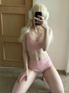 You re missing out a lot if you aren t subbed to my other profile