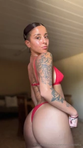 Does red look good part 3