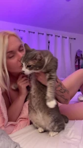 Wake up with me good morning you guys just got this victoria s secret part 1