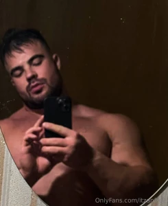 Handsome straight bodybuilder 6 2 246 27 years i am available for part 49