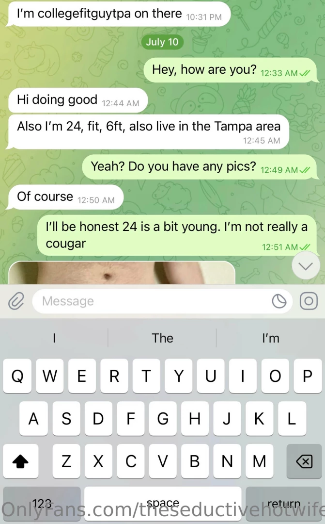 Guess who was a very naughty hotwife in a costco parking lot yesterday 