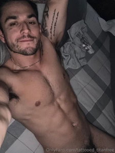 Goodnight unlock to see a nice fat load shoot on my abs