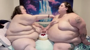 2 girls 1 cake wanna see what a delicious mess we make together dm me