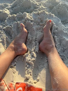 If you re not working hard to make sure i have the beach lifestyle i part 1