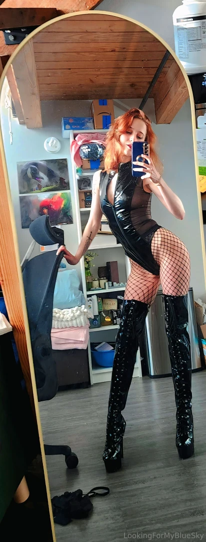 What do you think of my outfit to tonight s kink party ignore my messy part 1 