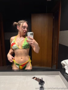 Today i m in the sauna teasing old men and recording everything on