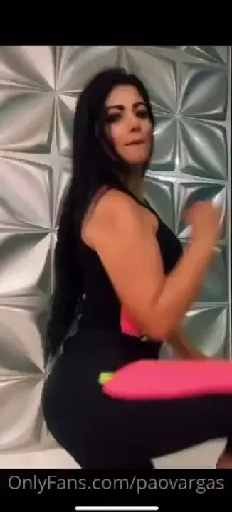 Feliz fin de semanas nenes un beso 